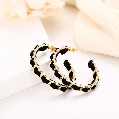 The Metal Chain Hoop Earring