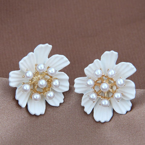 Pearl Fashion Sweet Flower Pearl Stud Earrings